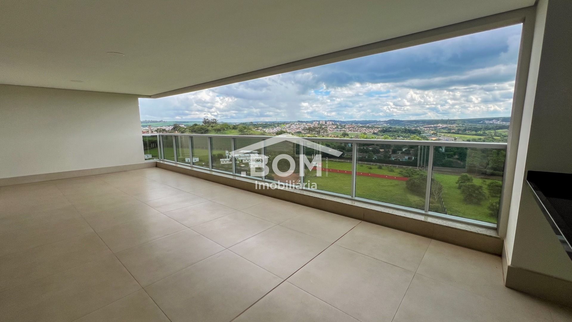 Apto Altíssimo Padrão, 4 suítes - Exclusivo